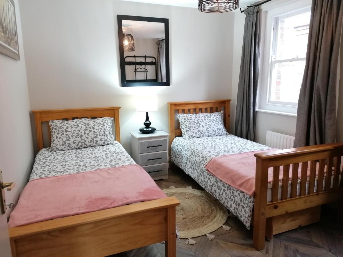 Queens Quarter Holiday Homes (Adults Only) Belfast Eksteriør bilde