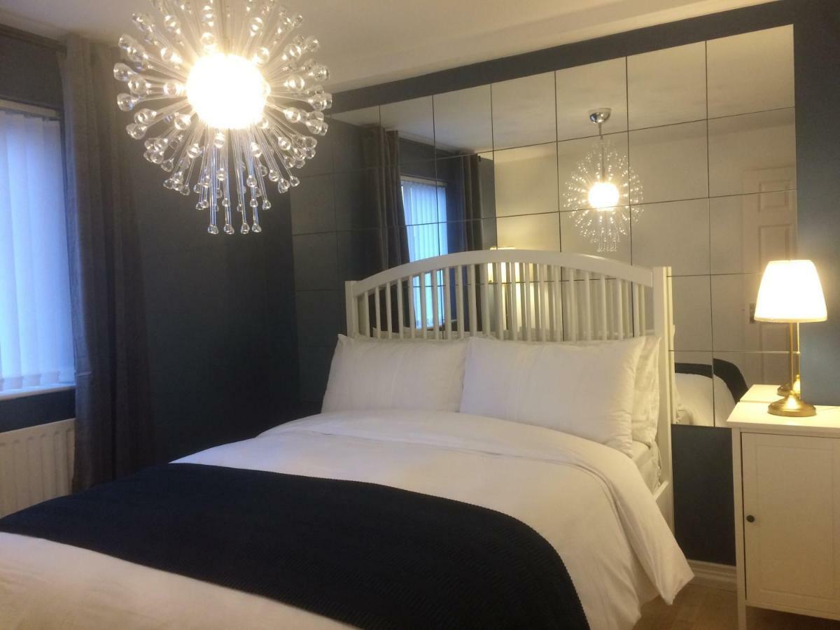 Queens Quarter Holiday Homes (Adults Only) Belfast Eksteriør bilde