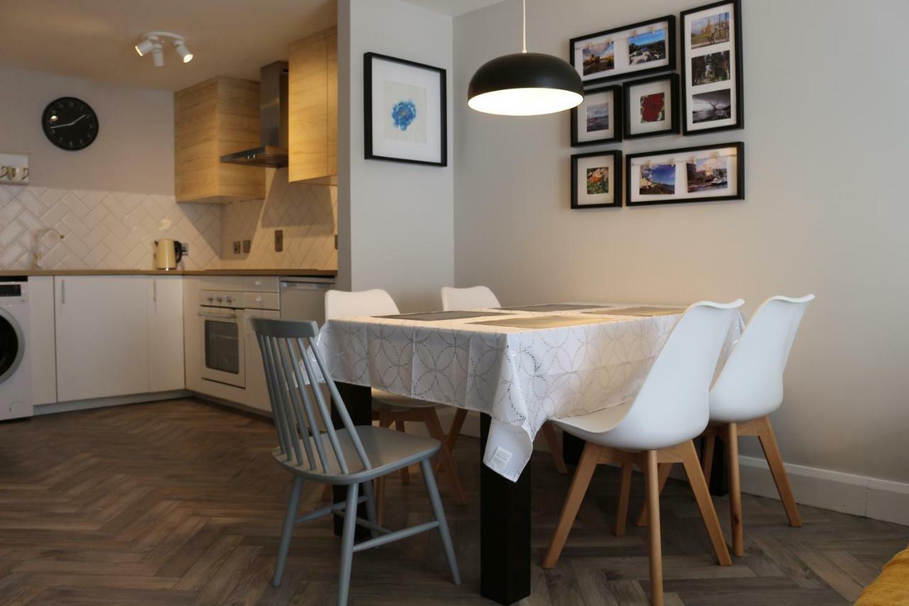 Queens Quarter Holiday Homes (Adults Only) Belfast Eksteriør bilde